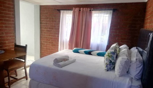 Habitación económica doble, vistas al jardín