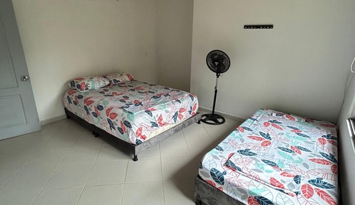 Habitación familiar, accesible para personas con discapacidad, vistas al jardín