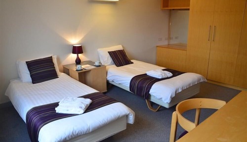 Habitación superior con 2 camas individuales