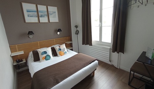 Habitación familiar doble, vistas al patio, en la zona del patio