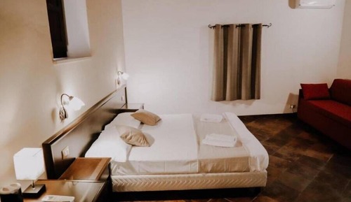 Standard Room, Partial Sea View