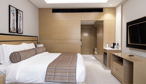 Estudio, 1 cama de matrimonio grande