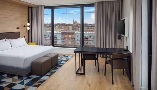 Habitación Deluxe, 1 cama de matrimonio grande, vistas al río, en esquina