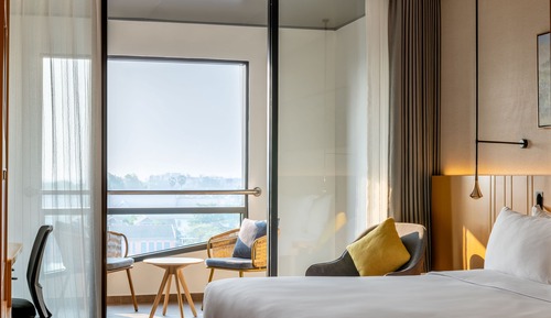 Habitación estándar, 1 cama de matrimonio grande, balcón