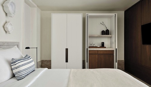 Premium Room, 1 King Bed, Non Smoking, Sea View, Chill Out Pool