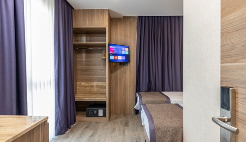 Habitación económica, vistas a la ciudad