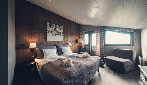 Habitación Deluxe con 1 cama doble o 2 individuales, vistas a la montaña