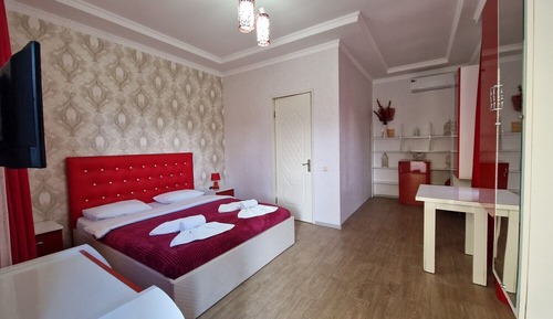 Habitación estándar con 1 cama doble o 2 individuales