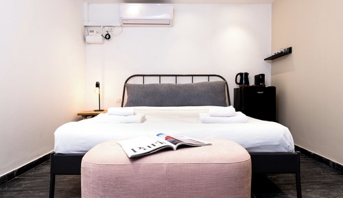 Habitación superior con 1 cama doble o 2 individuales