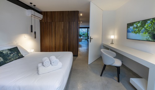 Apartamento, vistas al jardín, planta baja