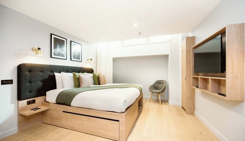 Estudio, sin ventanas (Studio Hideaway Windowless)