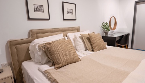 Luxury Apartment, 3 Bedrooms with office
