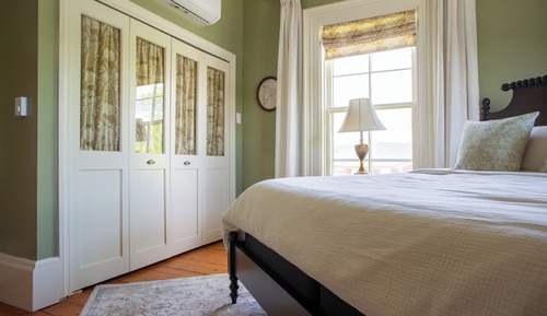 Habitación Signature, 1 cama de matrimonio grande, baño privado, vistas parciales al mar