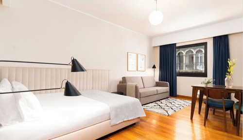 Estudio, 1 cama de matrimonio con sofá cama