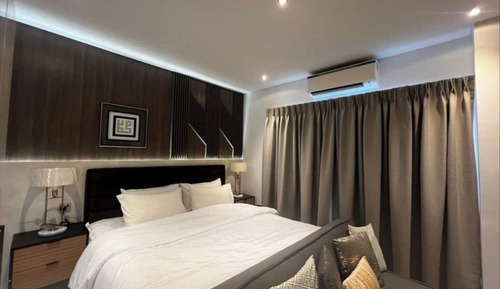 Estudio de lujo, 1 cama de matrimonio
