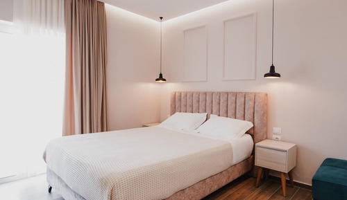 Family Room with Side Sea View