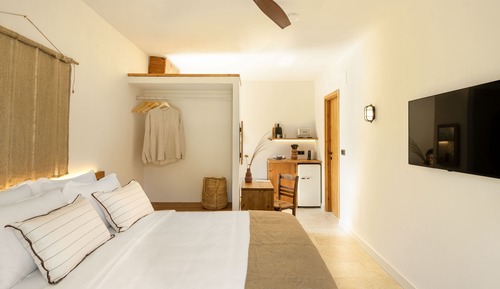 Medium Cabana with garden & pool