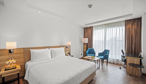 Grand Club City view