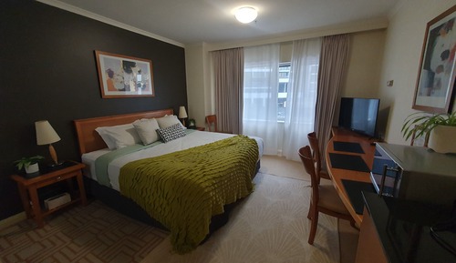 Estudio City, 1 cama de matrimonio grande, sauna