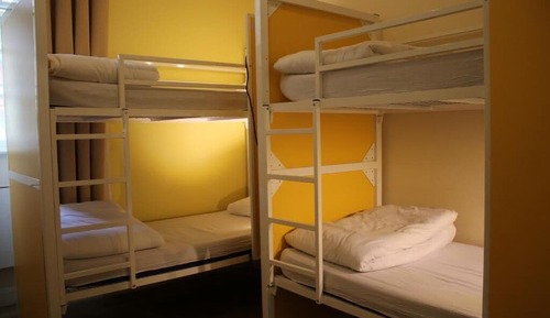 Bed in 4-Bed Female Dorm Ensuite Cowgate View