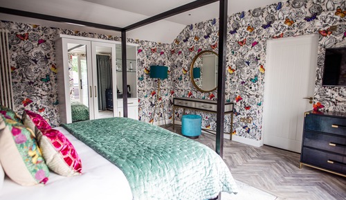 Habitación Deluxe doble, 1 cama de matrimonio grande, vistas a la piscina