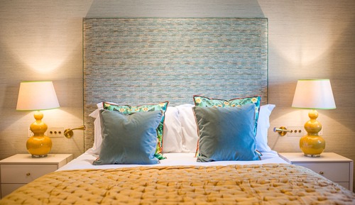 Habitación Deluxe doble, 1 cama de matrimonio grande, vistas a la piscina