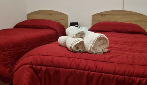 Habitación clásica con 2 camas individuales