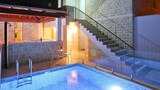 Apartment (Boutique Rooms - with pool - 7 - R301)