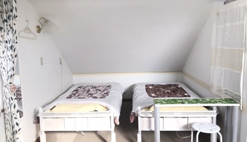 Habitación cuádruple económica, no fumadores, cocina básica