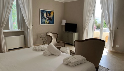 Habitación superior, vistas a la ciudad