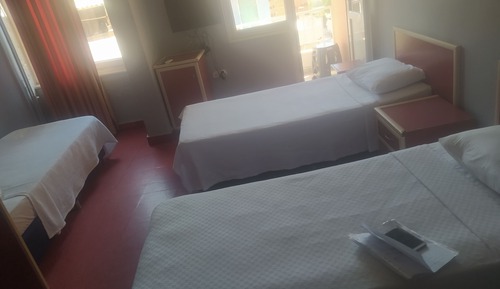 Habitación triple clásica