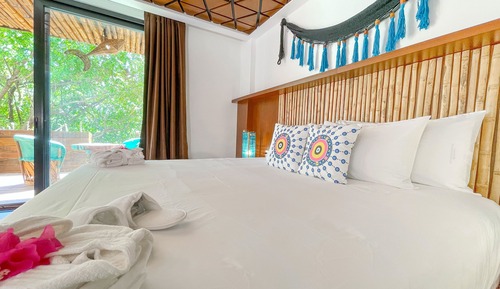 Habitación de lujo, acceso a la piscina