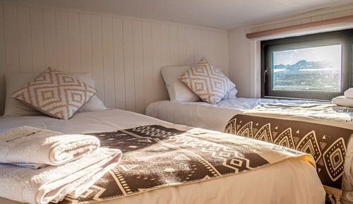 Cabaña básica, 2 habitaciones, cocina, vistas a la montaña