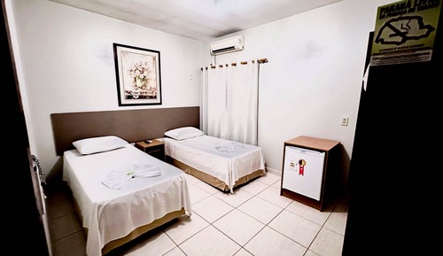 Habitación económica con 2 camas individuales