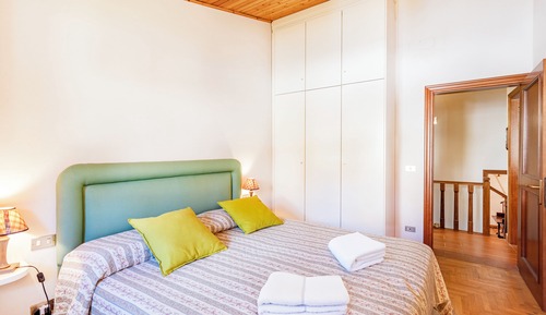 Casa estándar, 3 habitaciones, 2 baños, junto a la montaña (Casa Acone In Mugello - Near Florence)