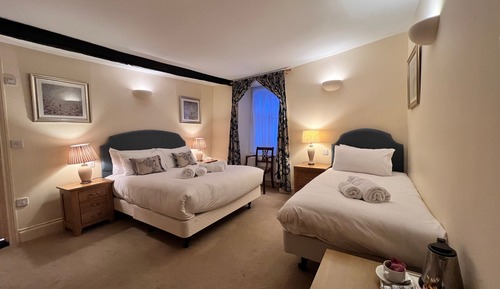 Habitación triple Deluxe