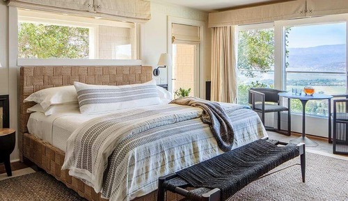 Suite (e.e. Cummings)