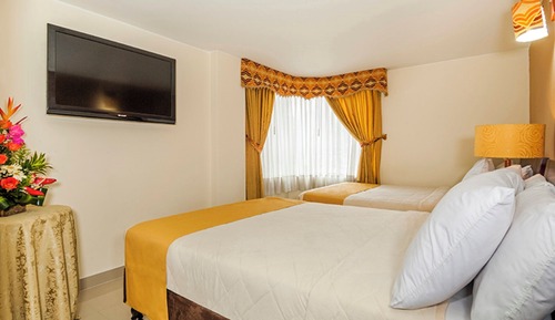 Habitación cuádruple básica, dormitorio mixto