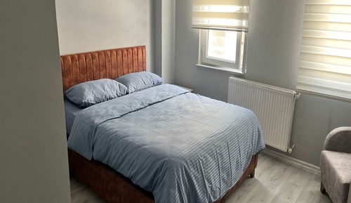 Habitación básica doble, 1 cama doble, fumadores, vistas a la ciudad