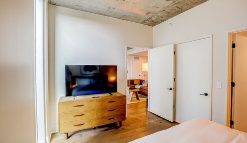 Apartamento de lujo, 2 habitaciones, balcón, vistas a la ciudad