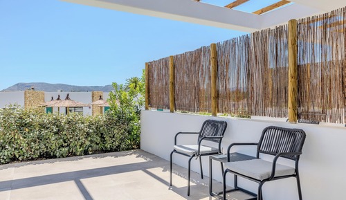 Habitación Deluxe, vistas a la piscina