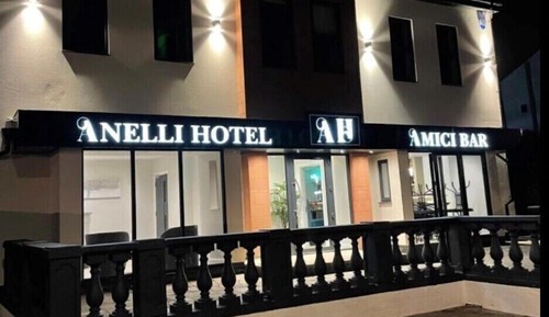 Habitación superior con 1 cama doble o 2 individuales