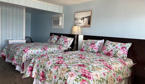 Habitación doble, 2 camas de matrimonio, vistas al lago