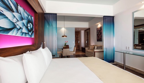 Altitude Junior Suite Ocean Front Double