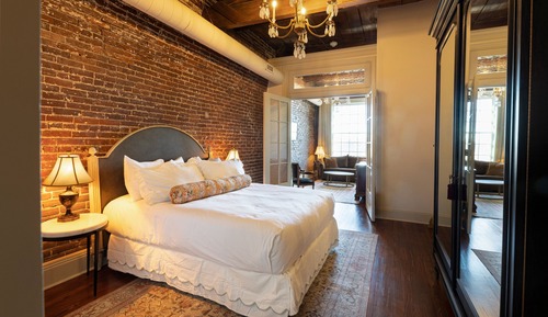 Habitación Signature, 1 cama de matrimonio grande, vistas a la ciudad