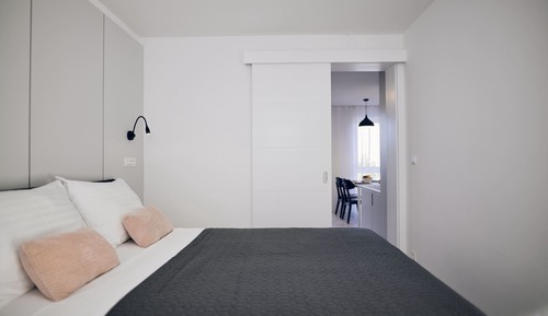 Studio apartment with balcony - sea side