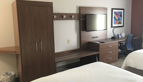 Habitación estándar, 2 camas de matrimonio, accesible para personas con discapacidad (Communication)