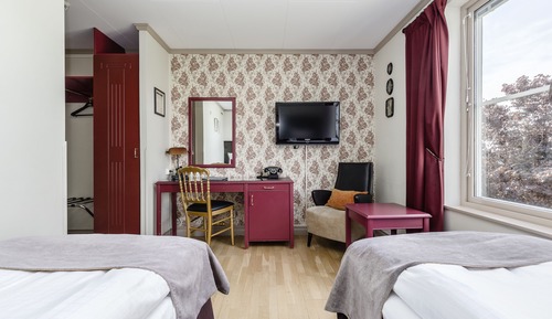 Habitación estándar con 1 cama doble o 2 individuales, 2 camas individuales