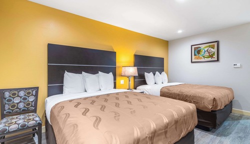 Habitación estándar, 2 camas de matrimonio, no fumadores