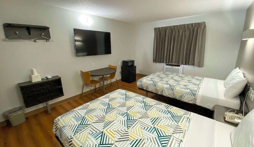 Habitación estándar, 2 camas dobles, fumadores